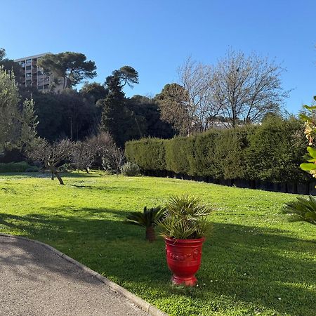 Studio Tout Confort Au Calme Avec Jardin Proche Cannes Le Cannet Exterior foto